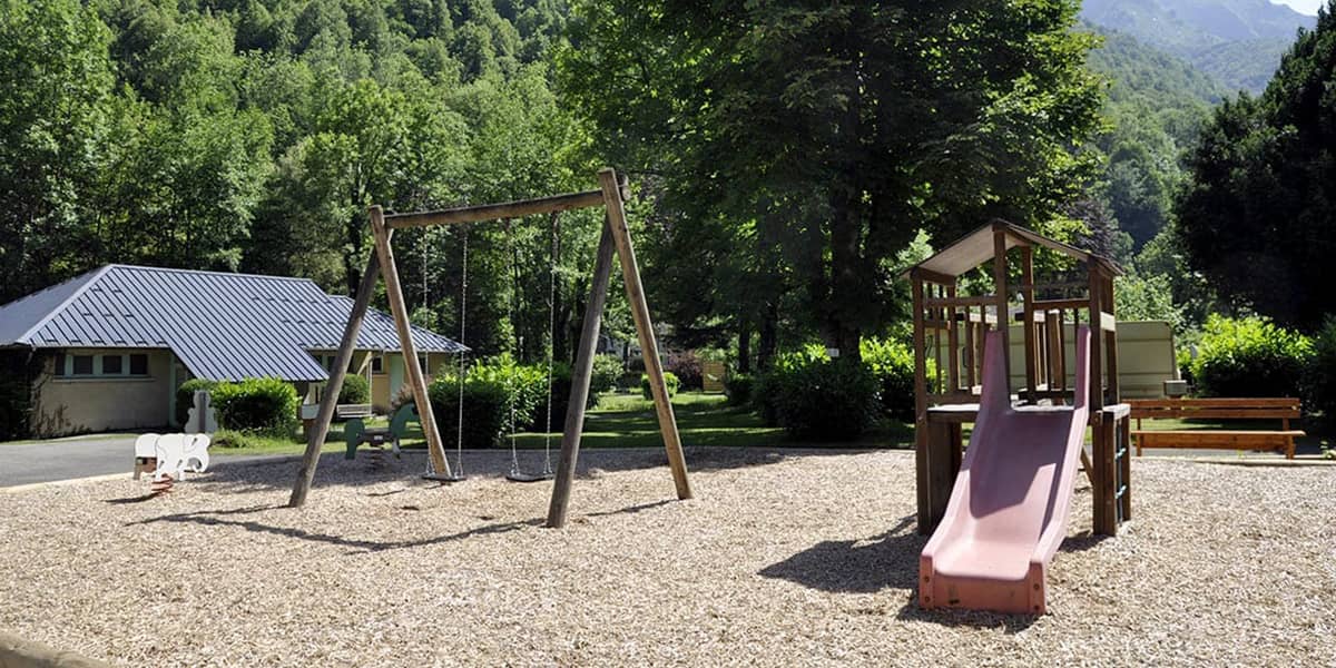 camping-couledous-hebergement-galerie-emplacement-17-min
