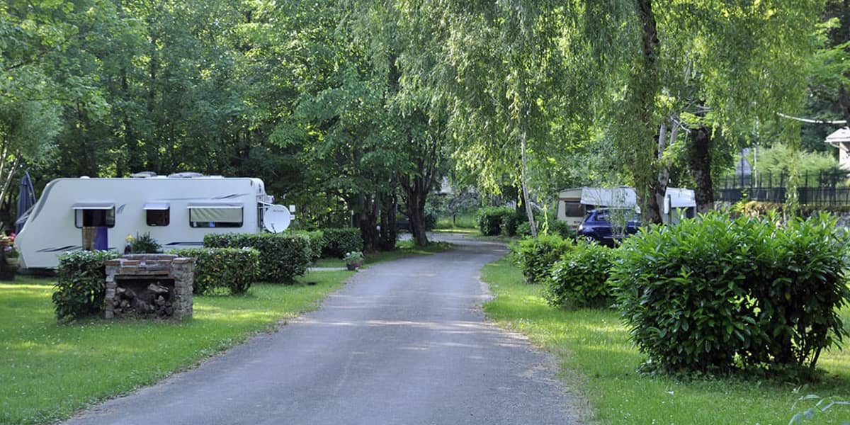 camping-couledous-hebergement-galerie-emplacement-4-min